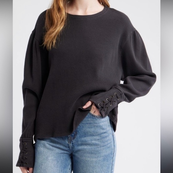 Free People We the Free Lapis Cuff Waffle Knit Top in Black-XL - Picture 3 of 10